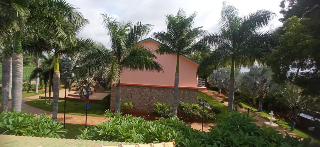 Krishna Heritage Resort Badami Exterior photo